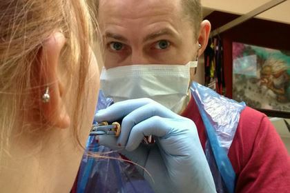 <br />
Татуировщика Доктора Зло посадили за отрезанные ухо и сосок<br />
