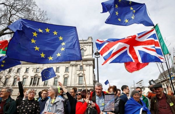 <br />
Эксперт прокомментировал завершение подготовки ЕС к «жёсткому» брекситу<br />
