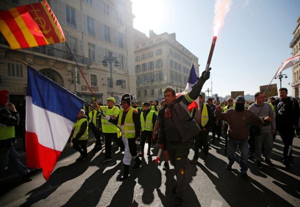 ﻿«Париж переходит на осадное положение»: чего ждать от новых протестов «жёлтых жилетов» во Франции