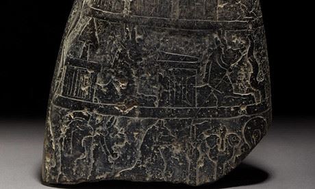 <br />
Поиск Google и бдительность таможенника спасли вавилонский артефакт от контрабанды<br />
