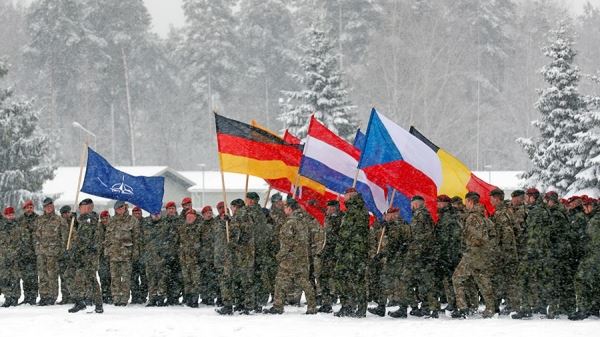 Без России никуда: в НАТО представили три сценария будущего организации